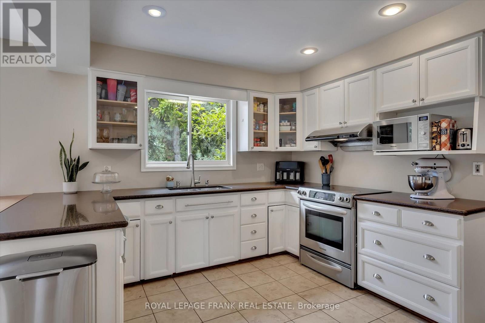 1887 Campbell Avenue, Cavan Monaghan, Ontario  K9J 0E5 - Photo 11 - X12574434