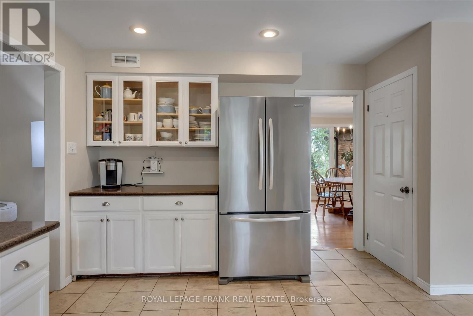 1887 Campbell Avenue, Cavan Monaghan, Ontario  K9J 0E5 - Photo 13 - X12574434