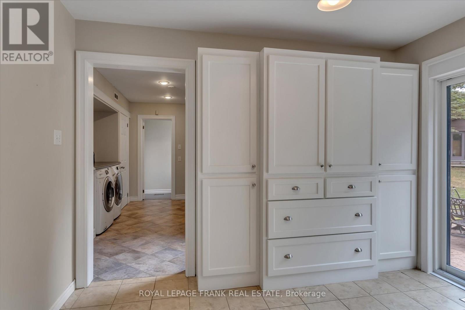 1887 Campbell Avenue, Cavan Monaghan, Ontario  K9J 0E5 - Photo 16 - X12574434