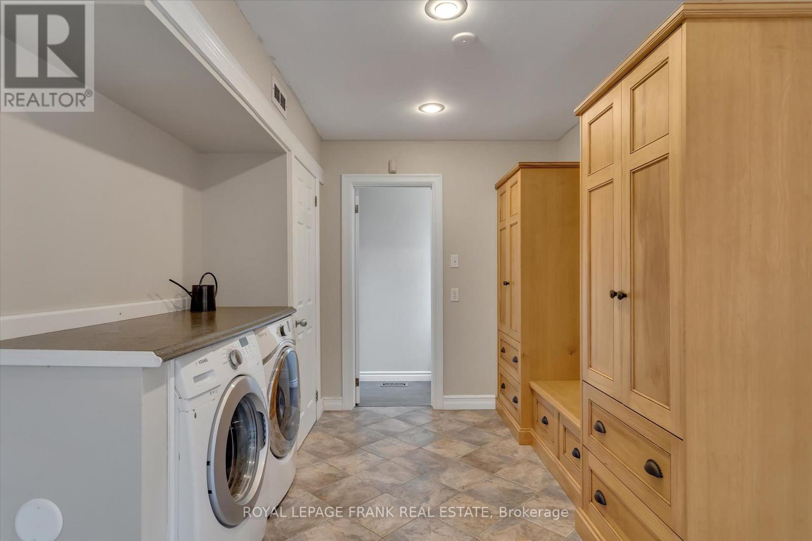 1887 Campbell Avenue, Cavan Monaghan, Ontario  K9J 0E5 - Photo 17 - X12574434