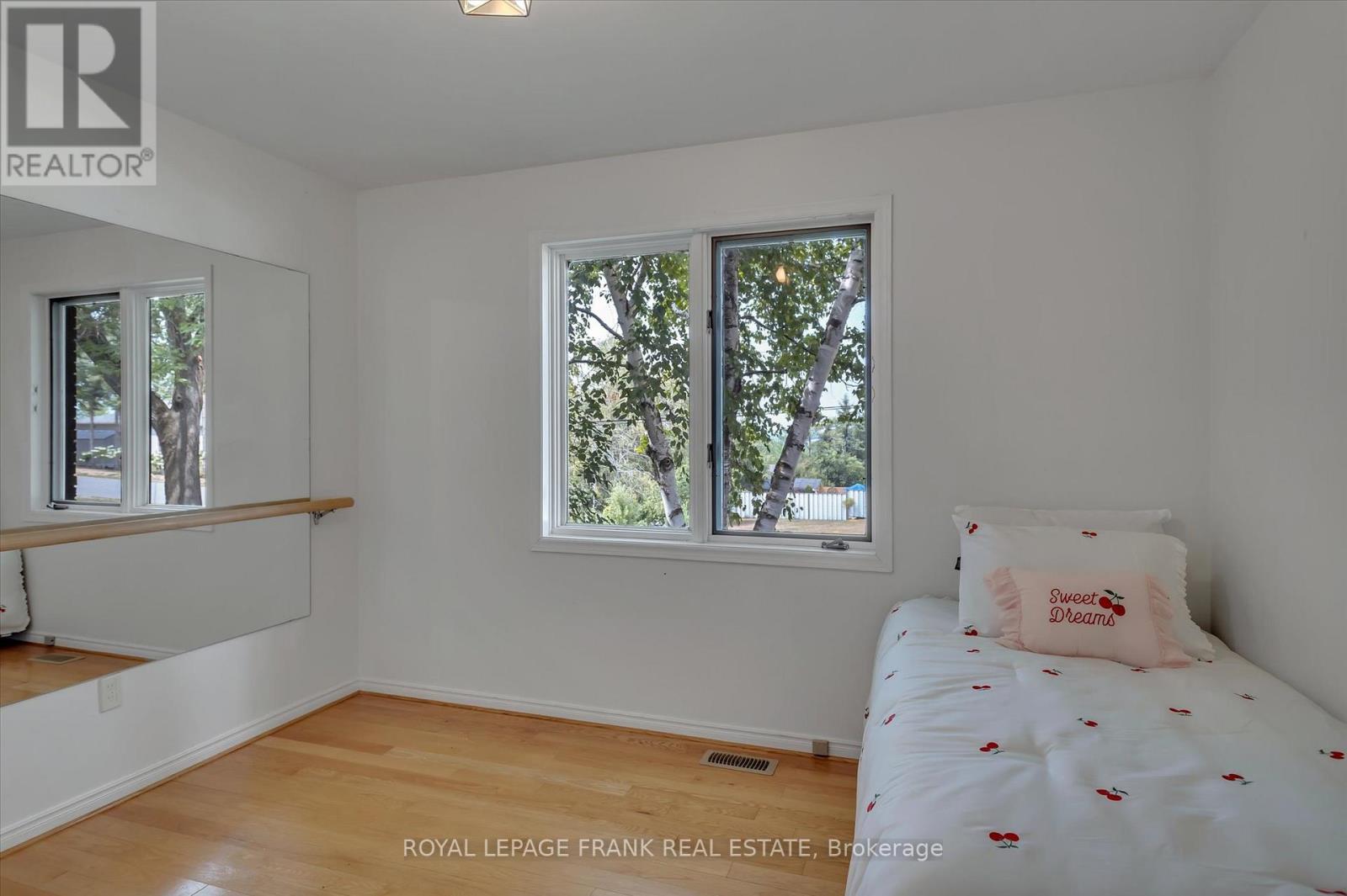 1887 Campbell Avenue, Cavan Monaghan, Ontario  K9J 0E5 - Photo 29 - X12574434