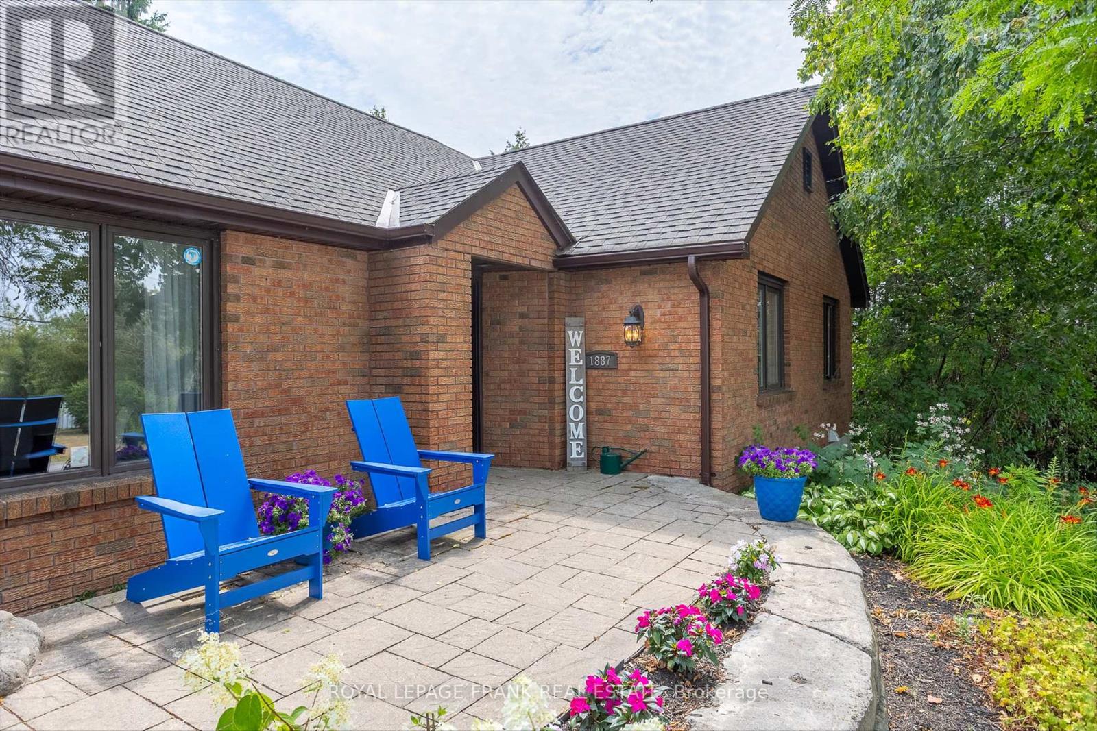 1887 Campbell Avenue, Cavan Monaghan, Ontario  K9J 0E5 - Photo 6 - X12574434