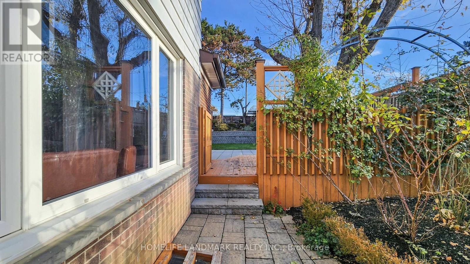 88 Cherrystone Drive, Toronto, Ontario  M2H 1S1 - Photo 5 - C12573972