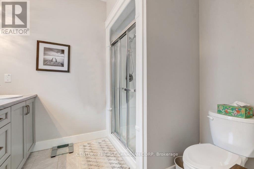 19 St.andrews Drive, St. Thomas, Ontario  N5R 0G4 - Photo 22 - X12574344