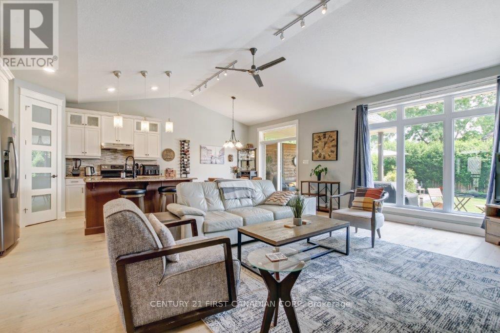 19 St.andrews Drive, St. Thomas, Ontario  N5R 0G4 - Photo 9 - X12574344