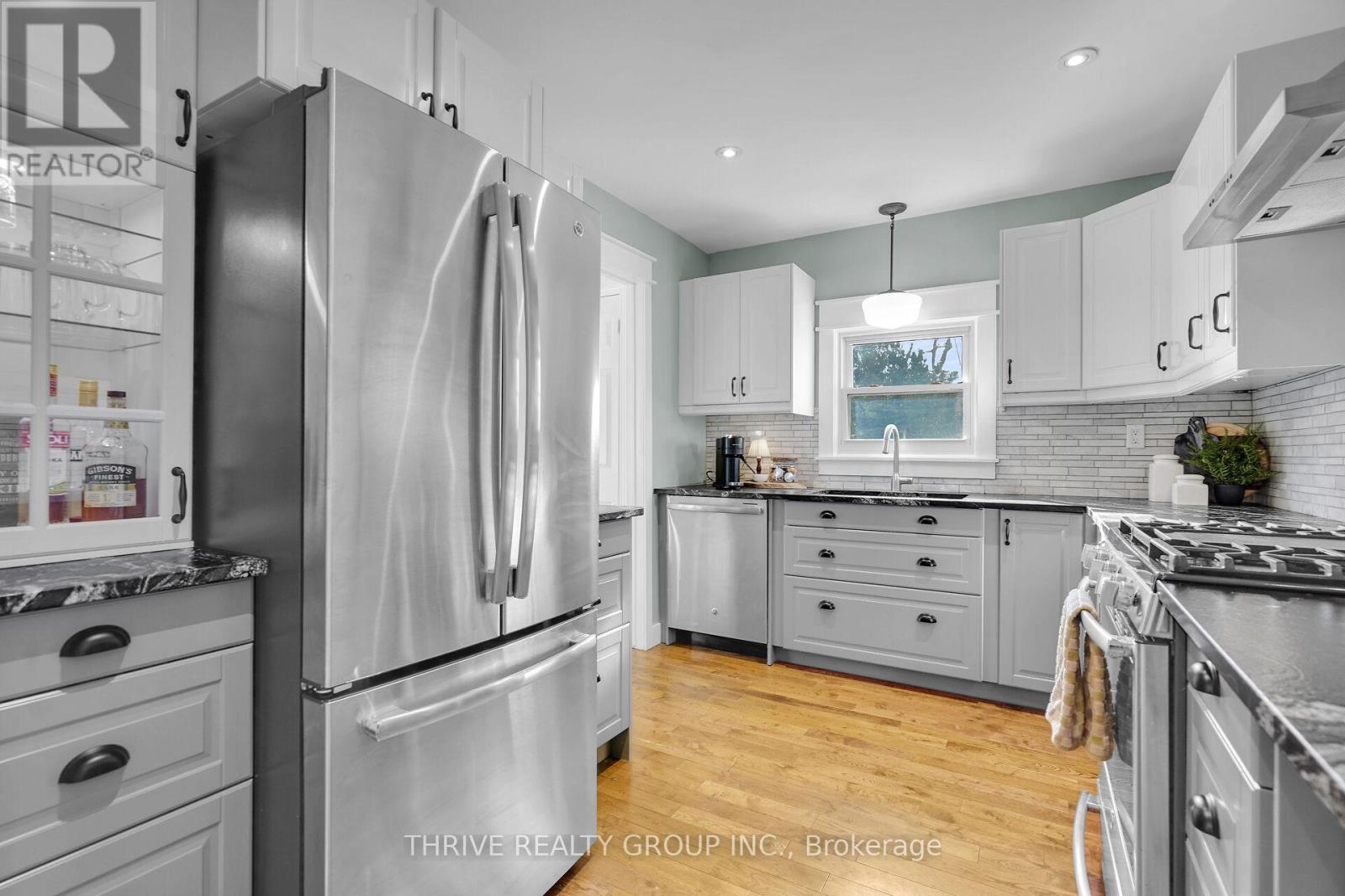 39 Dundee Court, London South, Ontario  N6C 5E4 - Photo 12 - X12574560