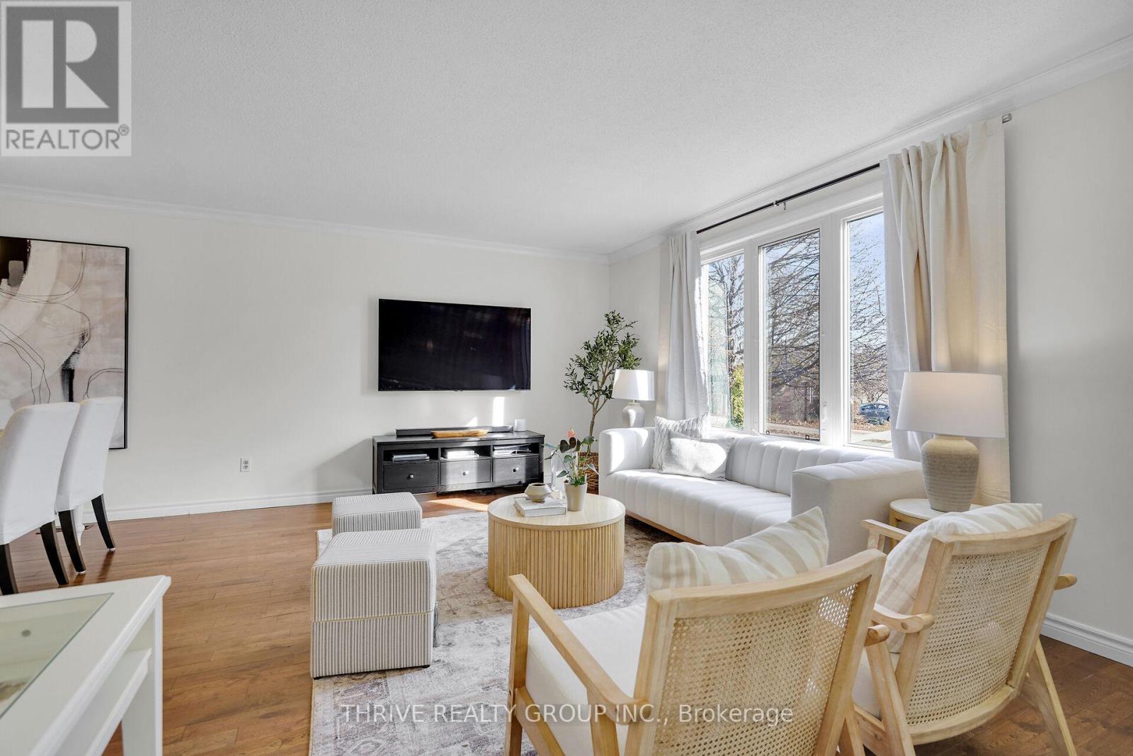 39 Dundee Court, London South, Ontario  N6C 5E4 - Photo 4 - X12574560