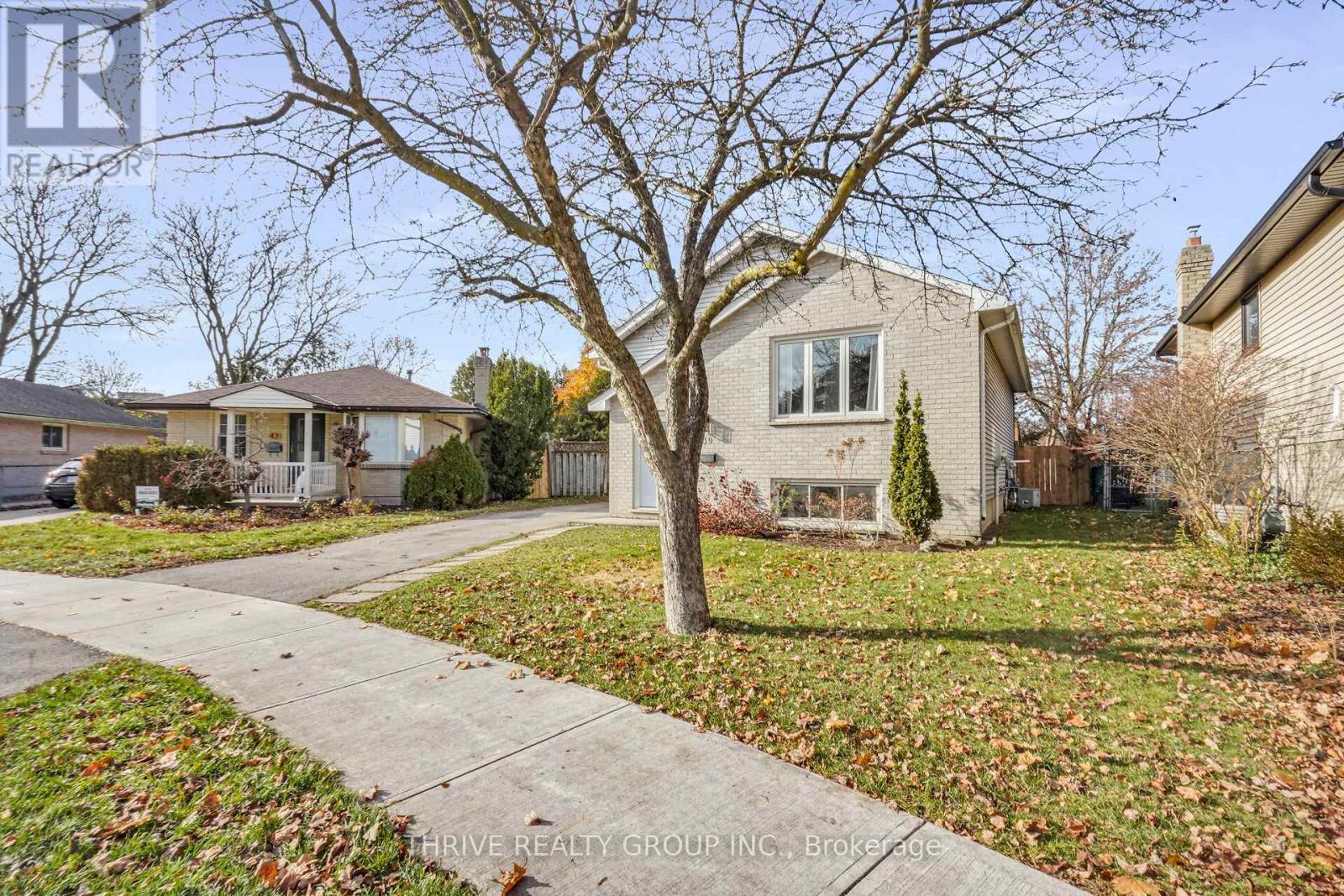 39 Dundee Court, London South, Ontario  N6C 5E4 - Photo 49 - X12574560