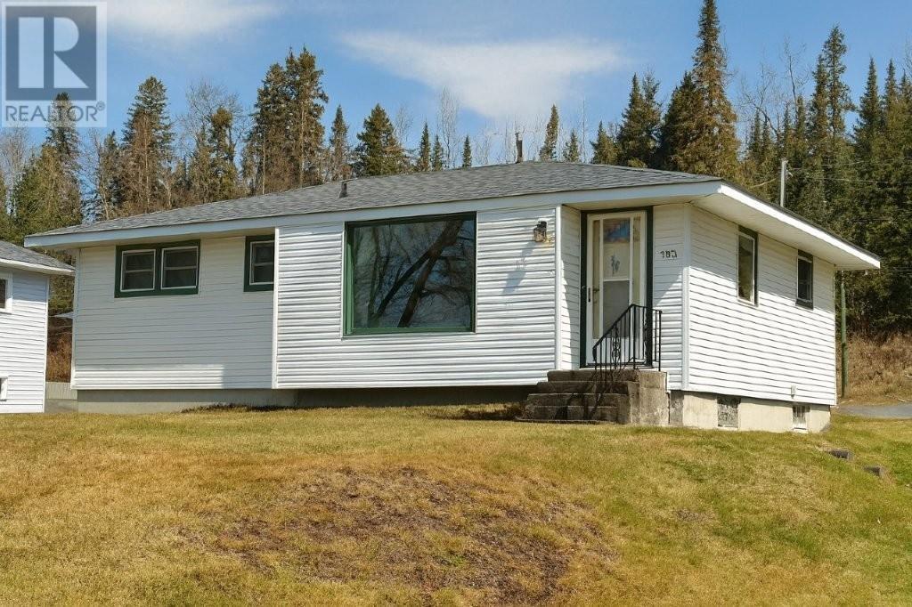 183 McKirdy Ave, Nipigon, Ontario
