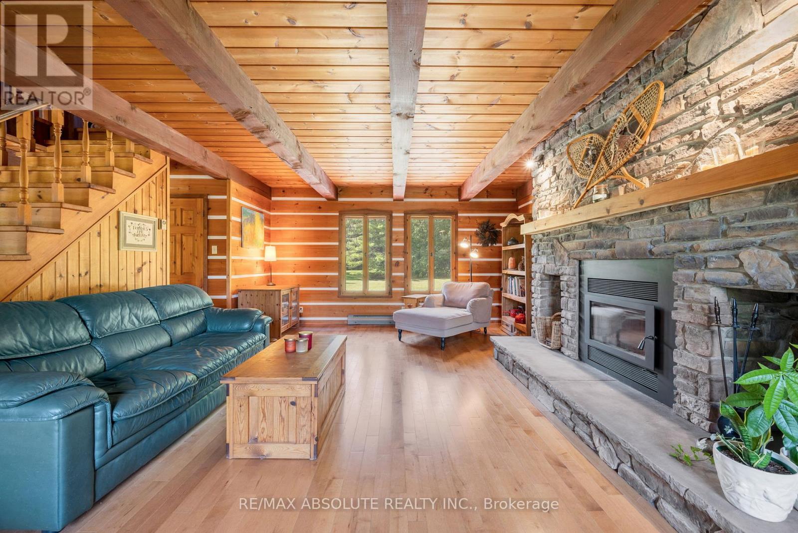 188 Burns Drive, Mcnab/braeside, Ontario  K0A 1G0 - Photo 12 - X12574328