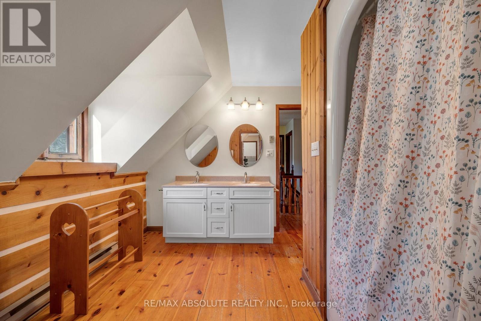 188 Burns Drive, Mcnab/braeside, Ontario  K0A 1G0 - Photo 37 - X12574328