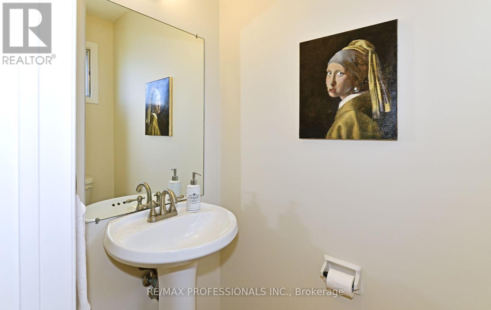 2326 Dorothea Court, Mississauga, Ontario  L5B 2B7 - Photo 20 - W12574194