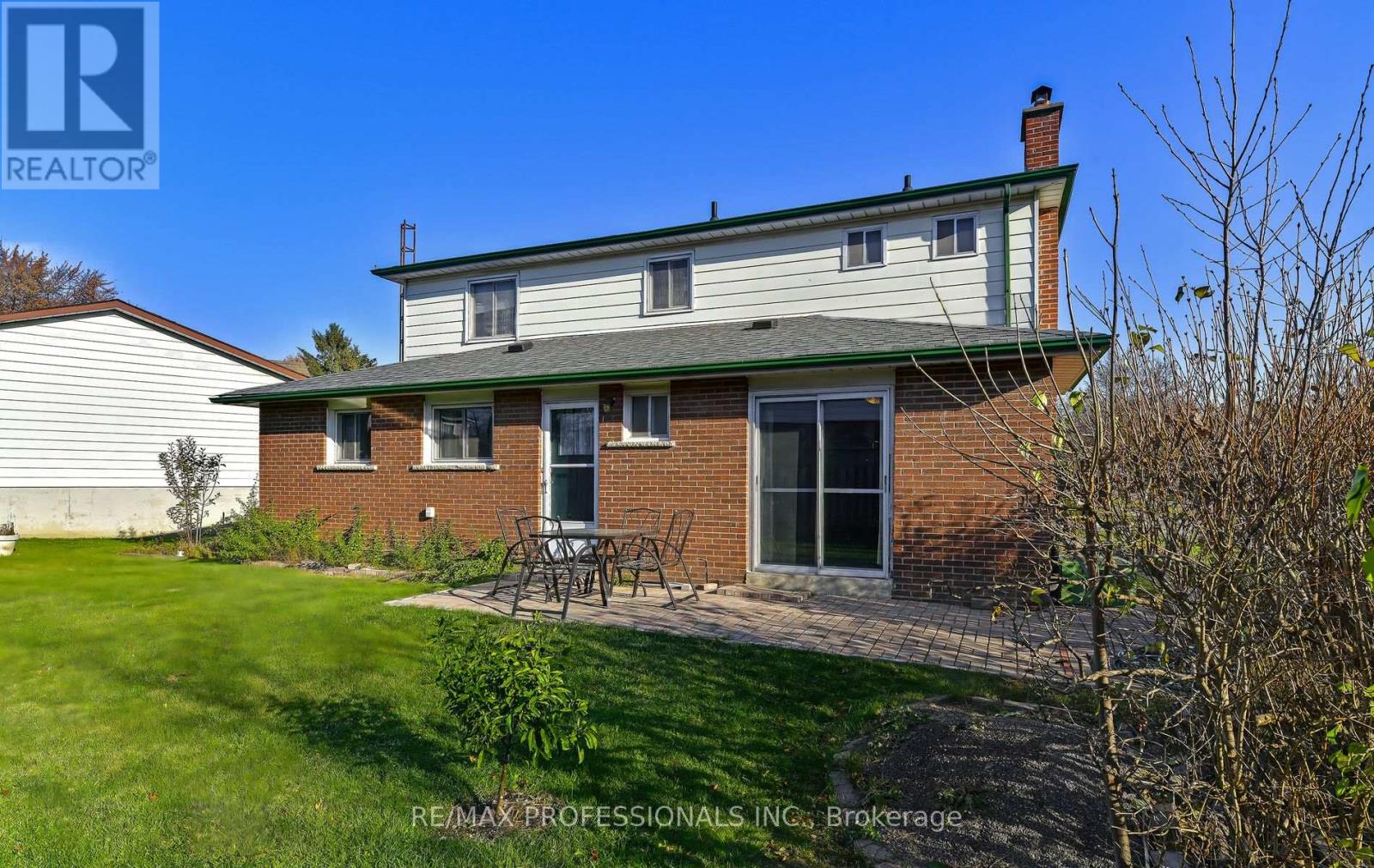 2326 Dorothea Court, Mississauga, Ontario  L5B 2B7 - Photo 34 - W12574194