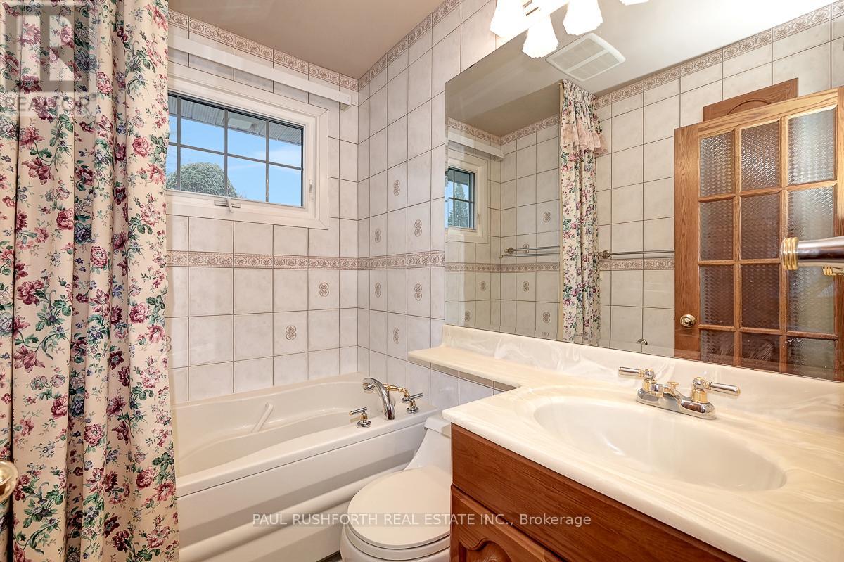 6 Roundhay Drive, Ottawa, Ontario K2G 1B5 - Photo 18 - X12574502