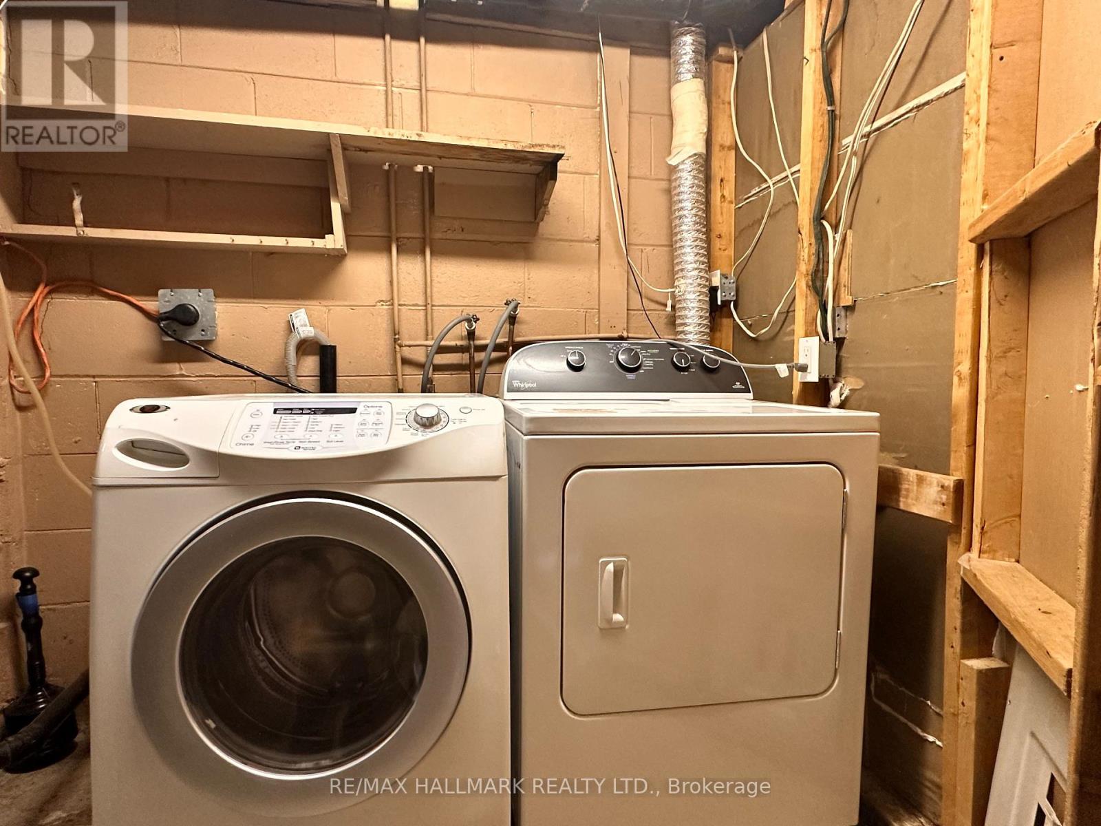 1198 Ingledene Drive, Oakville, Ontario  L6H 2H9 - Photo 20 - W12574216