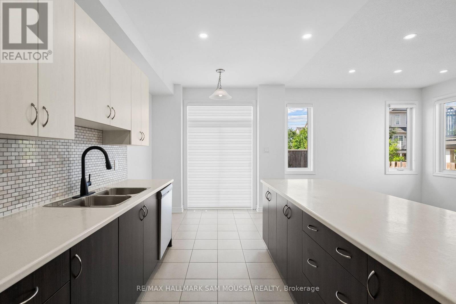 2477 Waterlilly Way, Ottawa, Ontario  K2J 6M3 - Photo 14 - X12574506