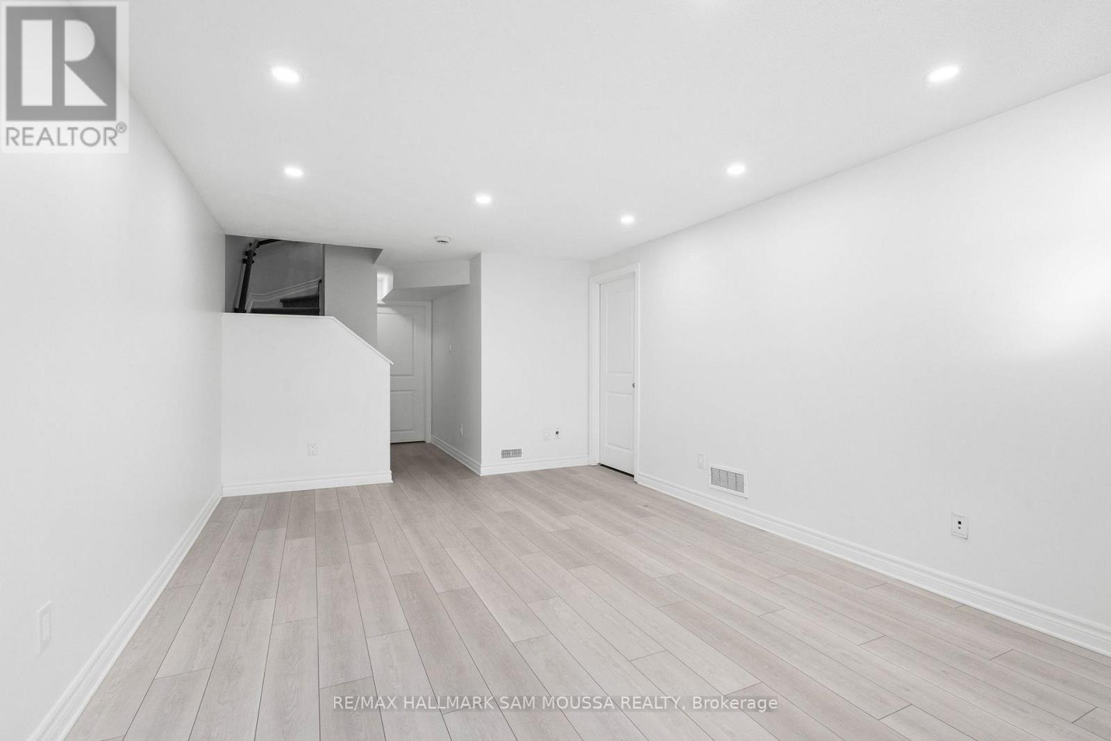 2477 Waterlilly Way, Ottawa, Ontario  K2J 6M3 - Photo 34 - X12574506