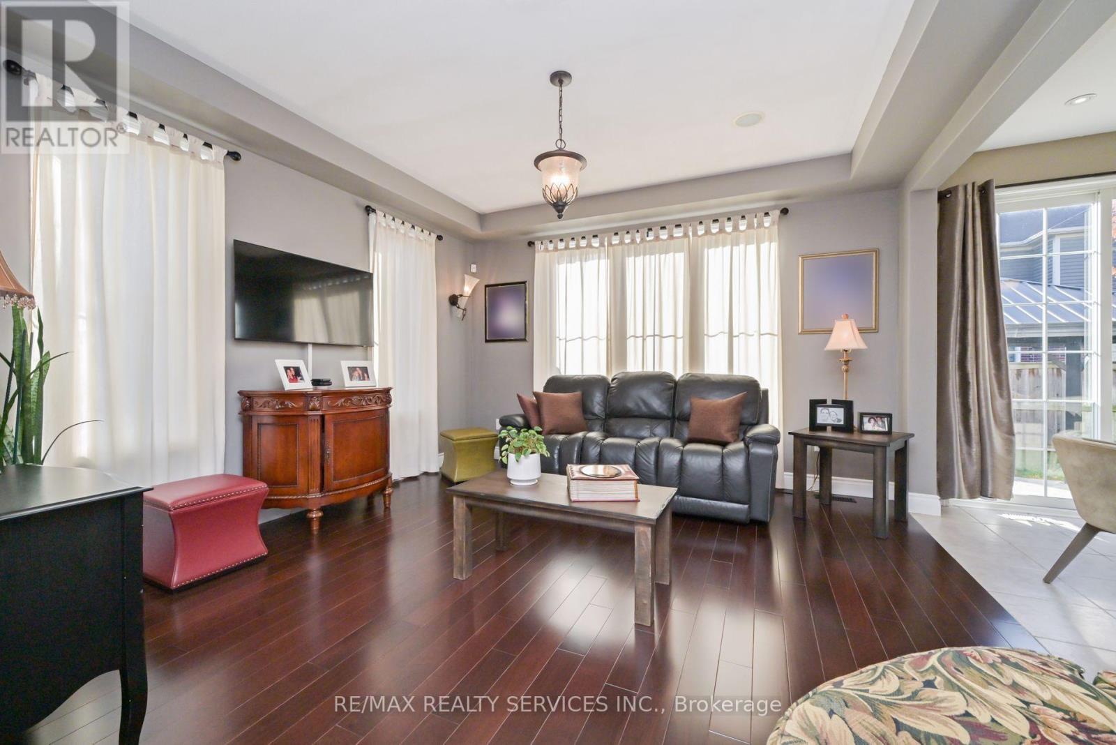 876 Challinor Terrace, Milton, Ontario  L9T 7V6 - Photo 12 - W12574242