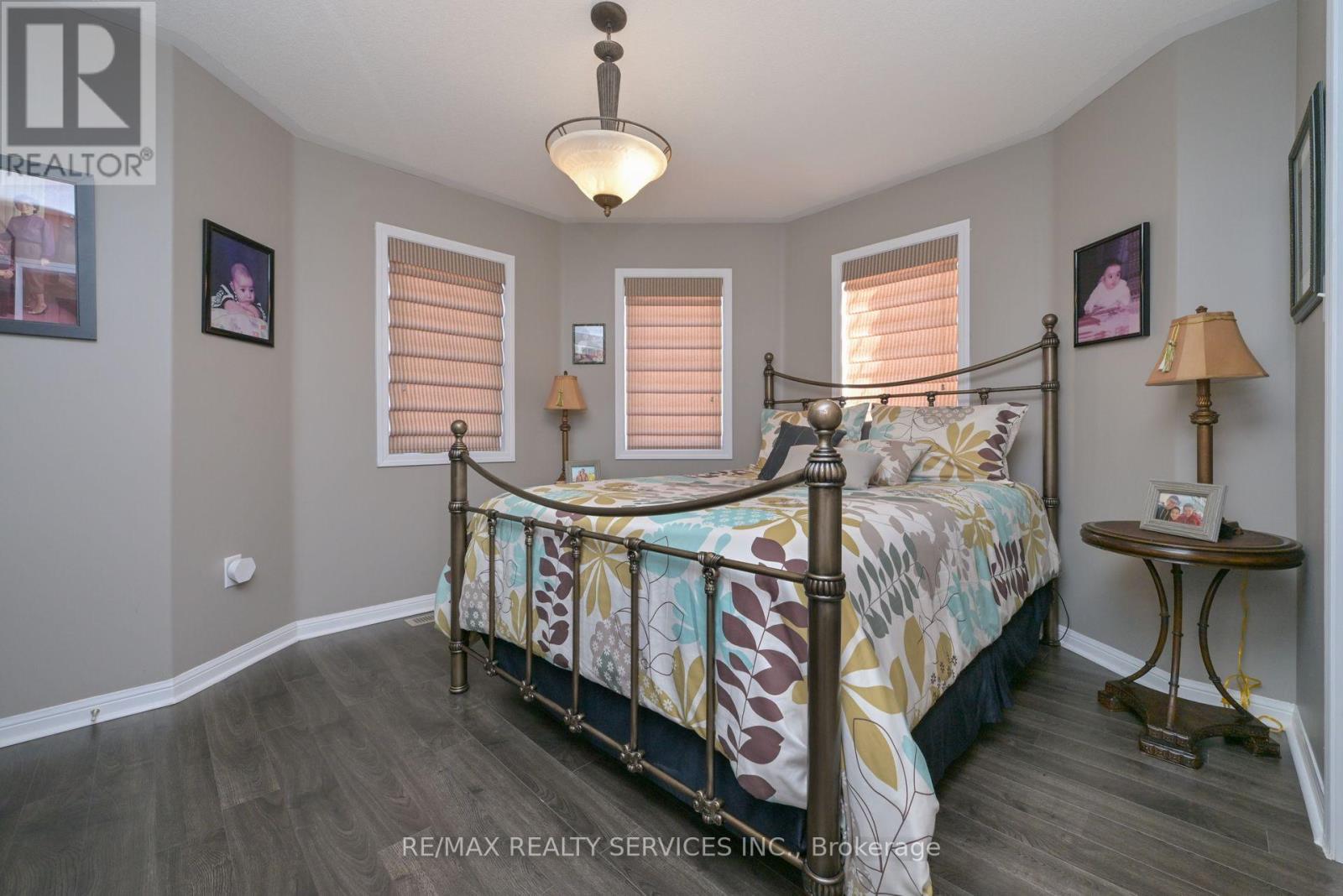 876 Challinor Terrace, Milton, Ontario  L9T 7V6 - Photo 24 - W12574242