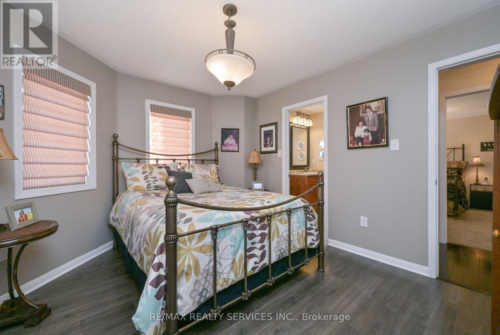 876 Challinor Terrace, Milton, Ontario  L9T 7V6 - Photo 25 - W12574242