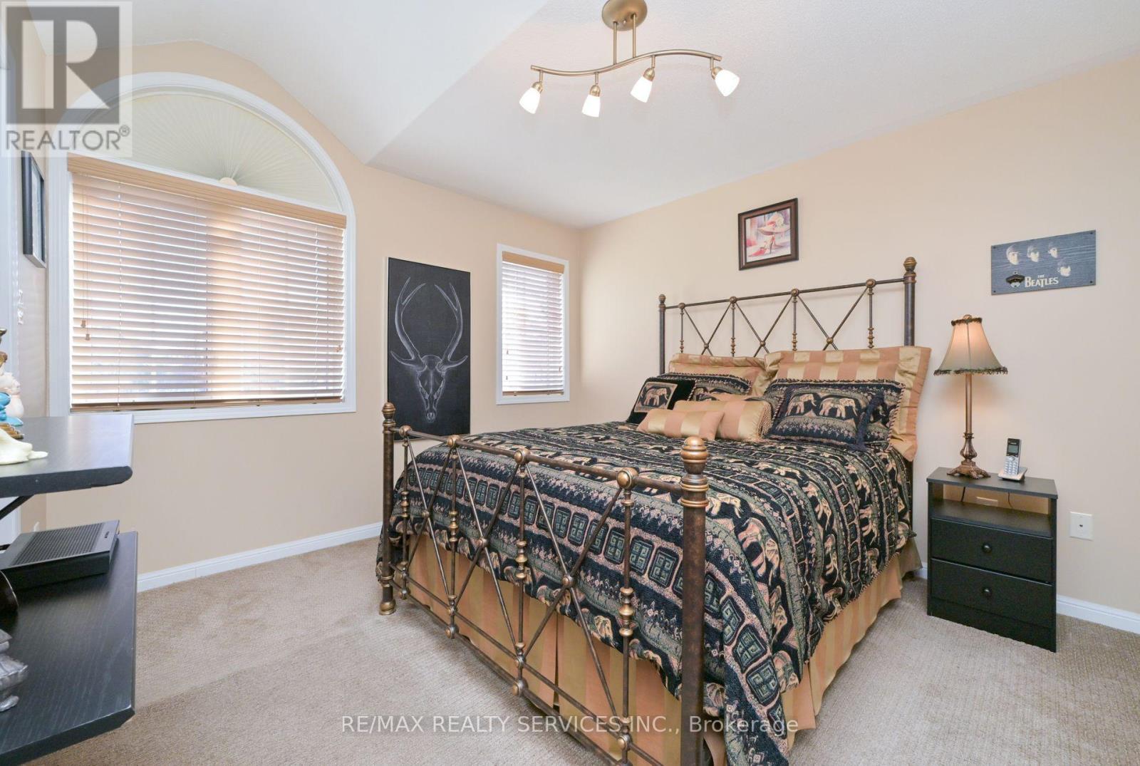 876 Challinor Terrace, Milton, Ontario  L9T 7V6 - Photo 27 - W12574242