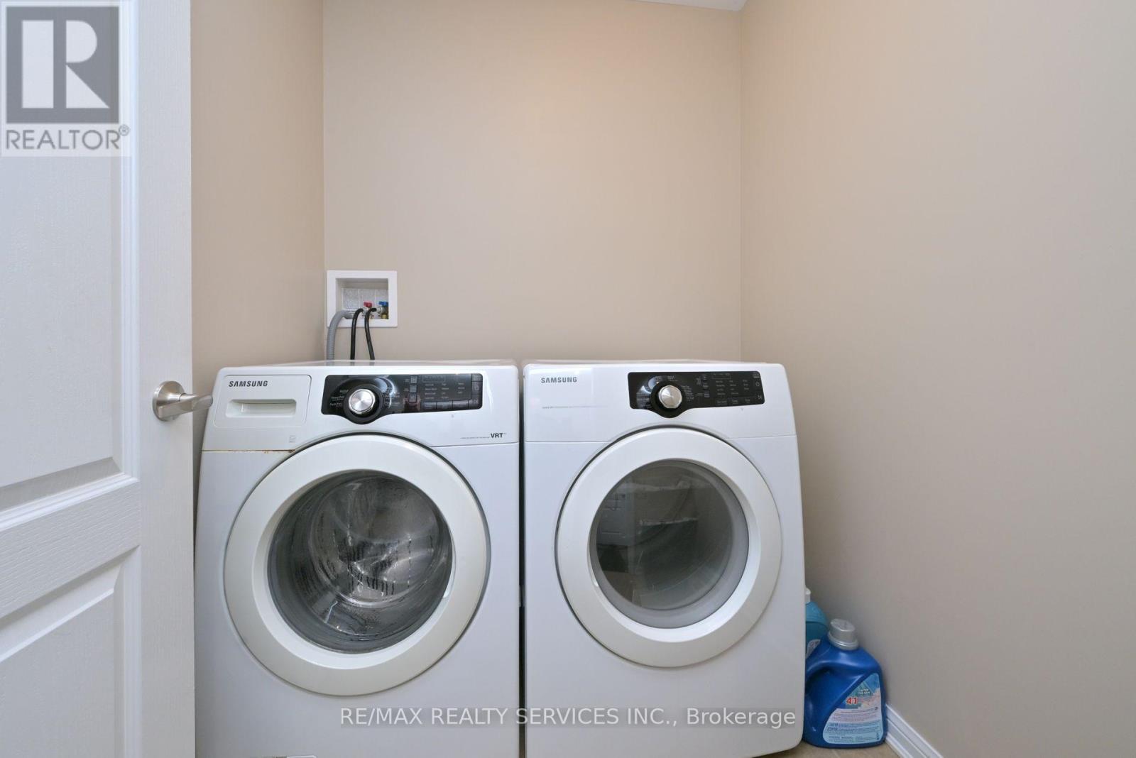 876 Challinor Terrace, Milton, Ontario  L9T 7V6 - Photo 29 - W12574242