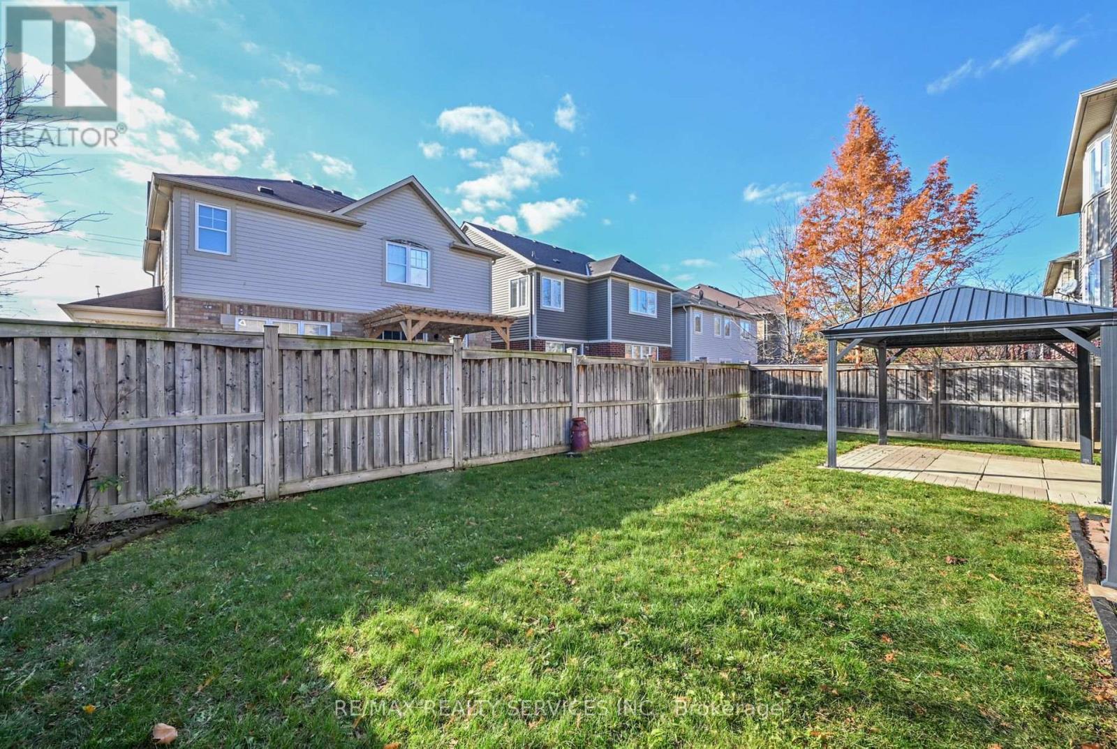 876 Challinor Terrace, Milton, Ontario  L9T 7V6 - Photo 33 - W12574242