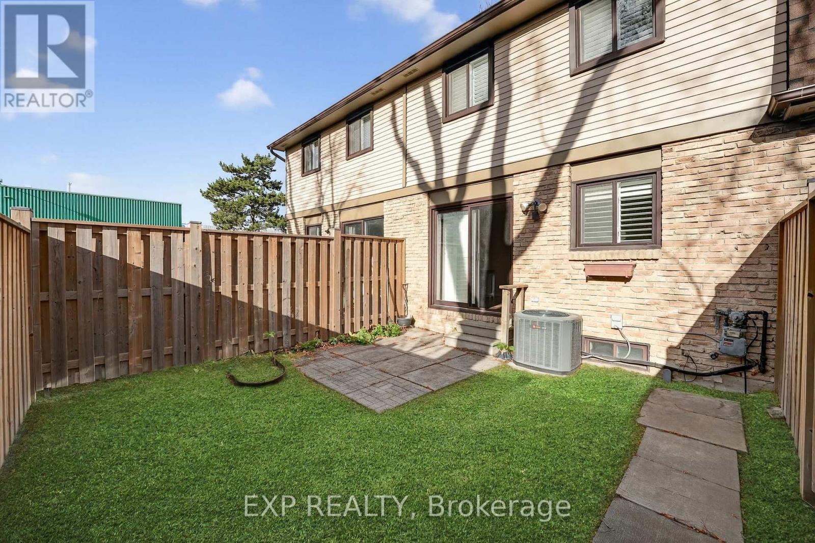 47 - 105 Hansen Road N, Brampton, Ontario  L6V 3C9 - Photo 23 - W12574270