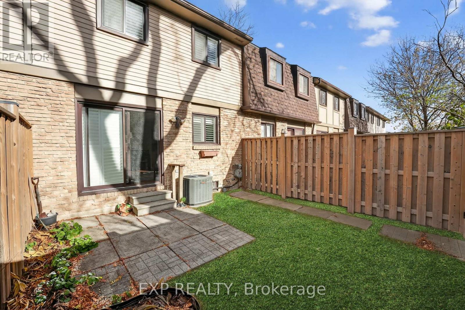 47 - 105 Hansen Road N, Brampton, Ontario  L6V 3C9 - Photo 24 - W12574270