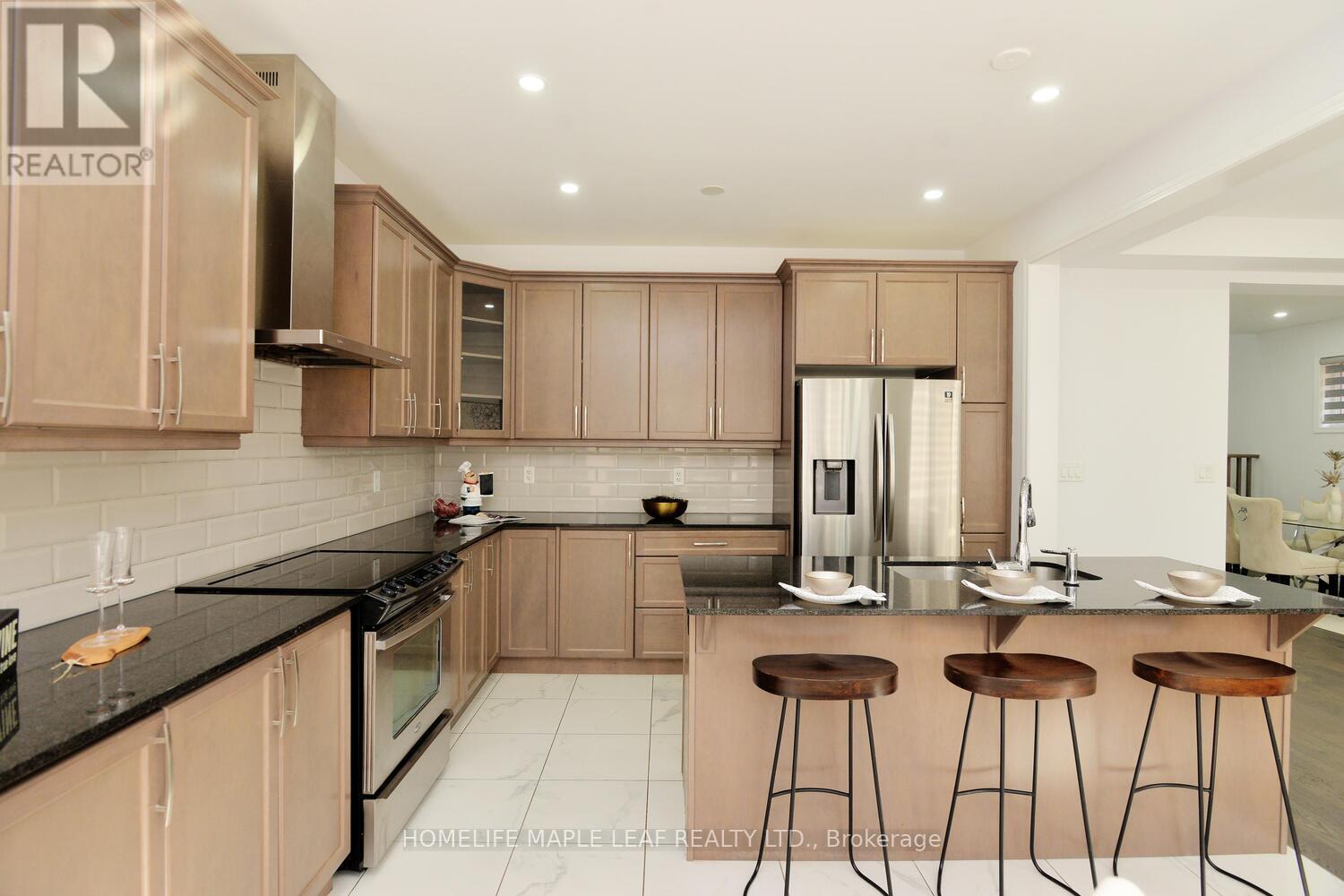 12 Eberly Woods Drive, Caledon, Ontario  L7C 4H8 - Photo 13 - W12574278