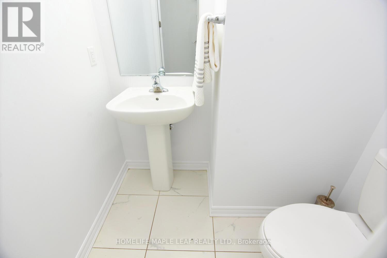 12 Eberly Woods Drive, Caledon, Ontario  L7C 4H8 - Photo 15 - W12574278