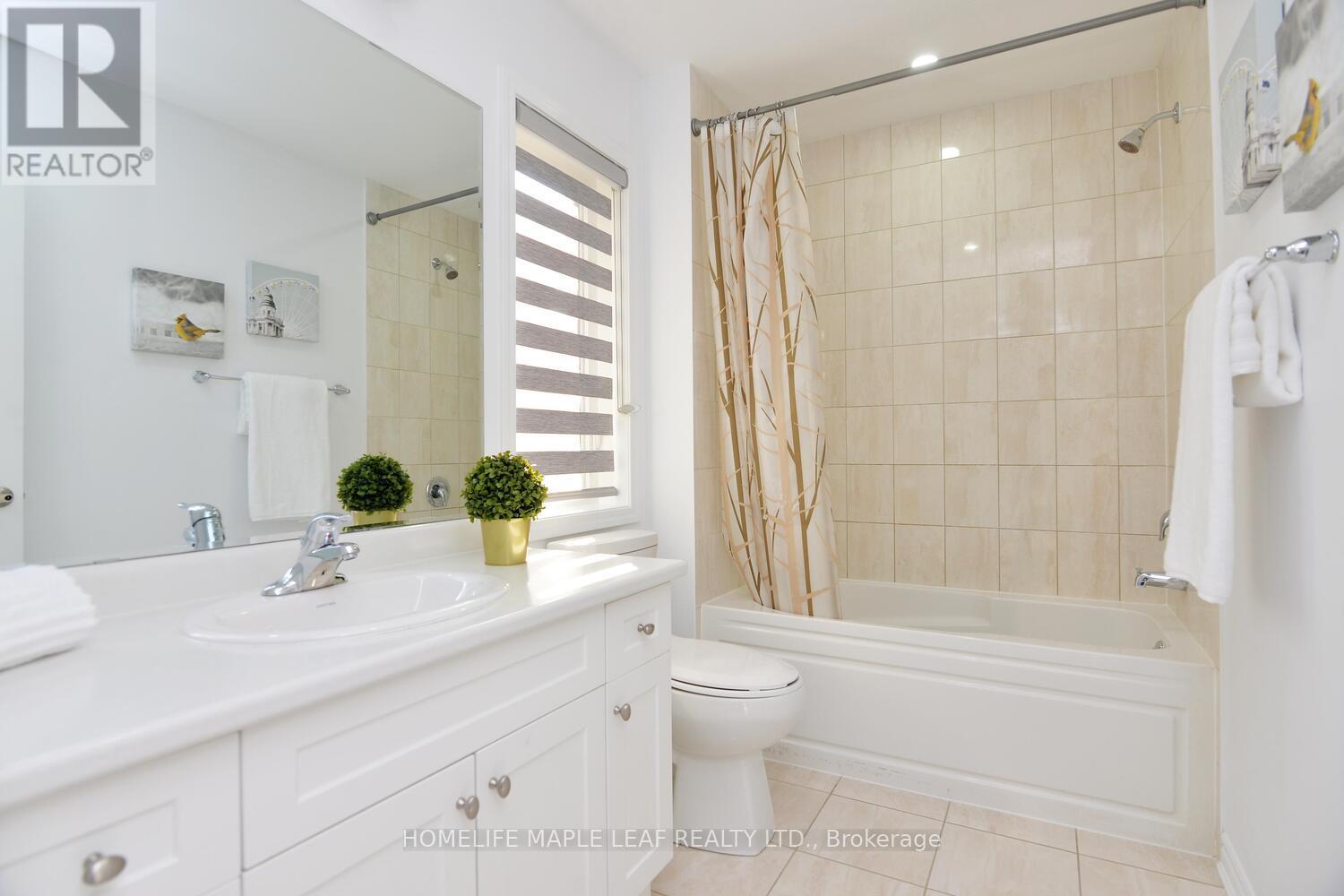 12 Eberly Woods Drive, Caledon, Ontario  L7C 4H8 - Photo 25 - W12574278