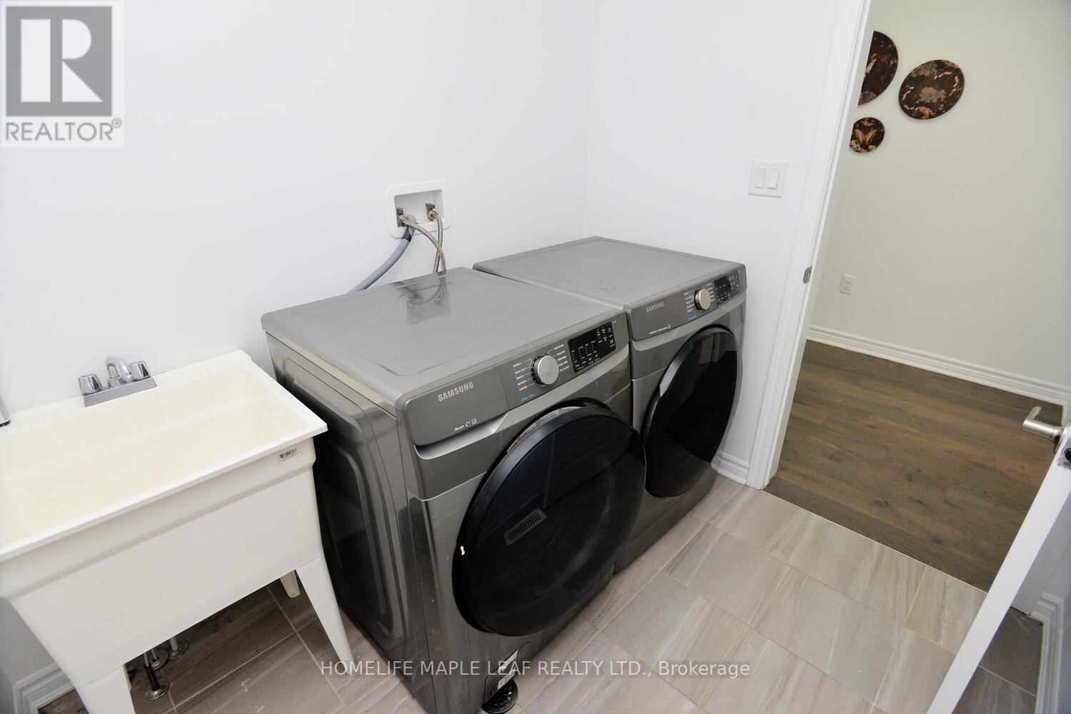 12 Eberly Woods Drive, Caledon, Ontario  L7C 4H8 - Photo 33 - W12574278