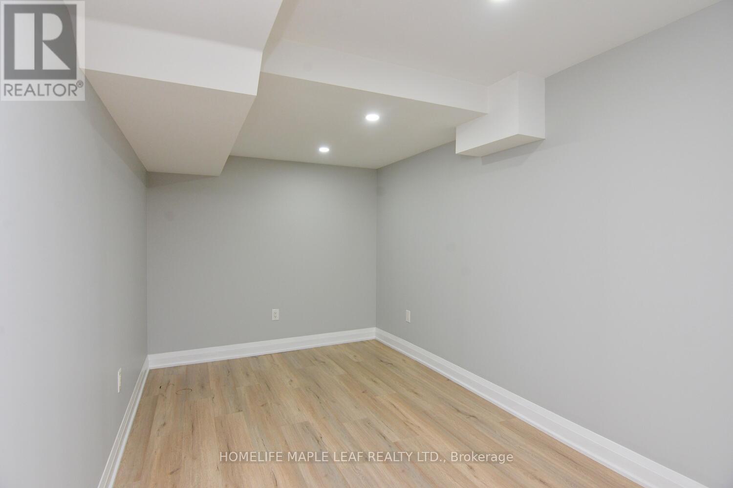 12 Eberly Woods Drive, Caledon, Ontario  L7C 4H8 - Photo 49 - W12574278