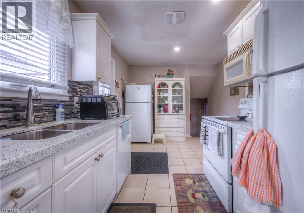 74 Markwood Drive, Kitchener, Ontario  N2M 3H6 - Photo 6 - 40790168