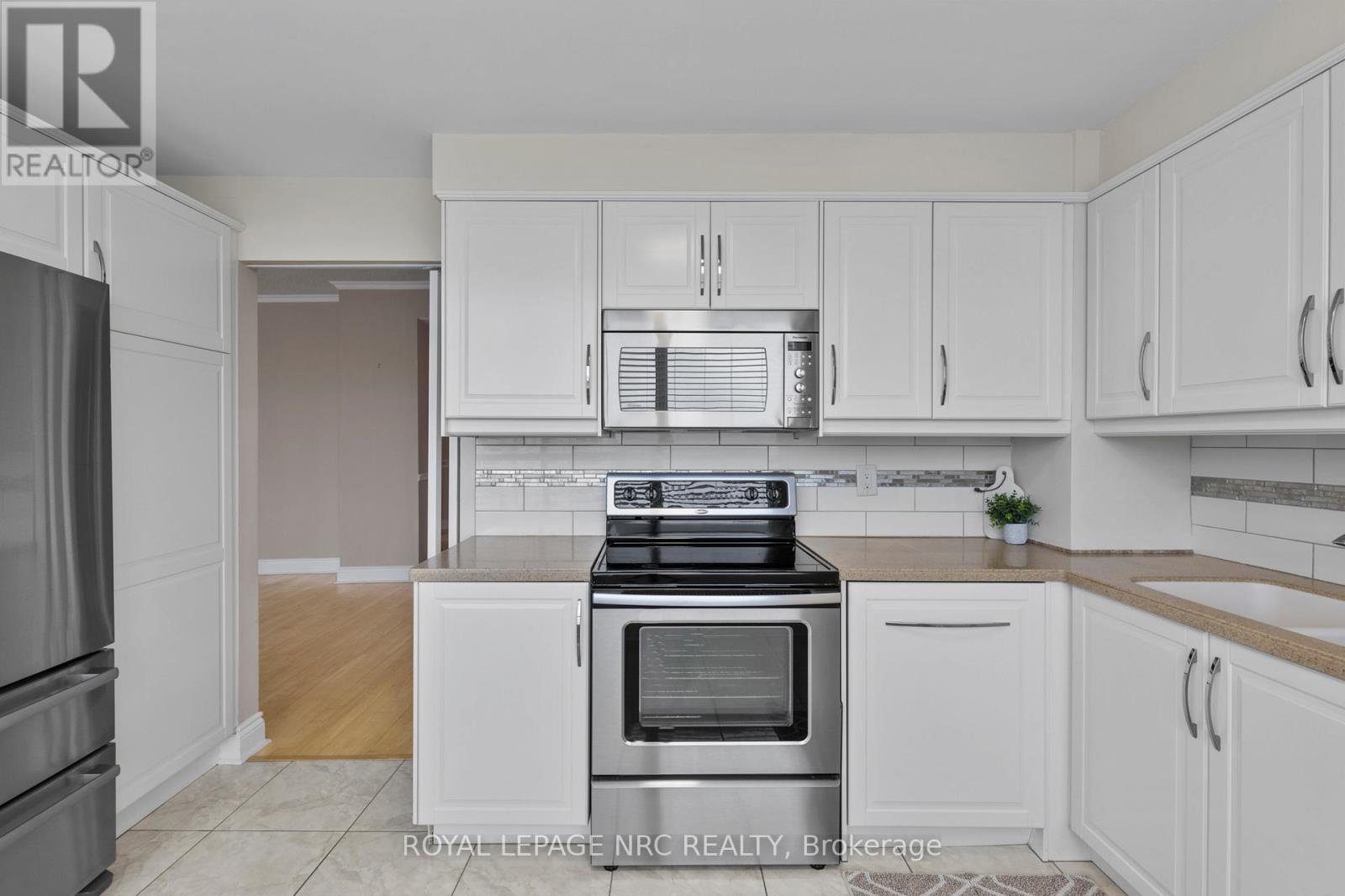 Ph6 - 3 Towering Heights Boulevard, St. Catharines, Ontario  L2T 4A4 - Photo 22 - X12574382