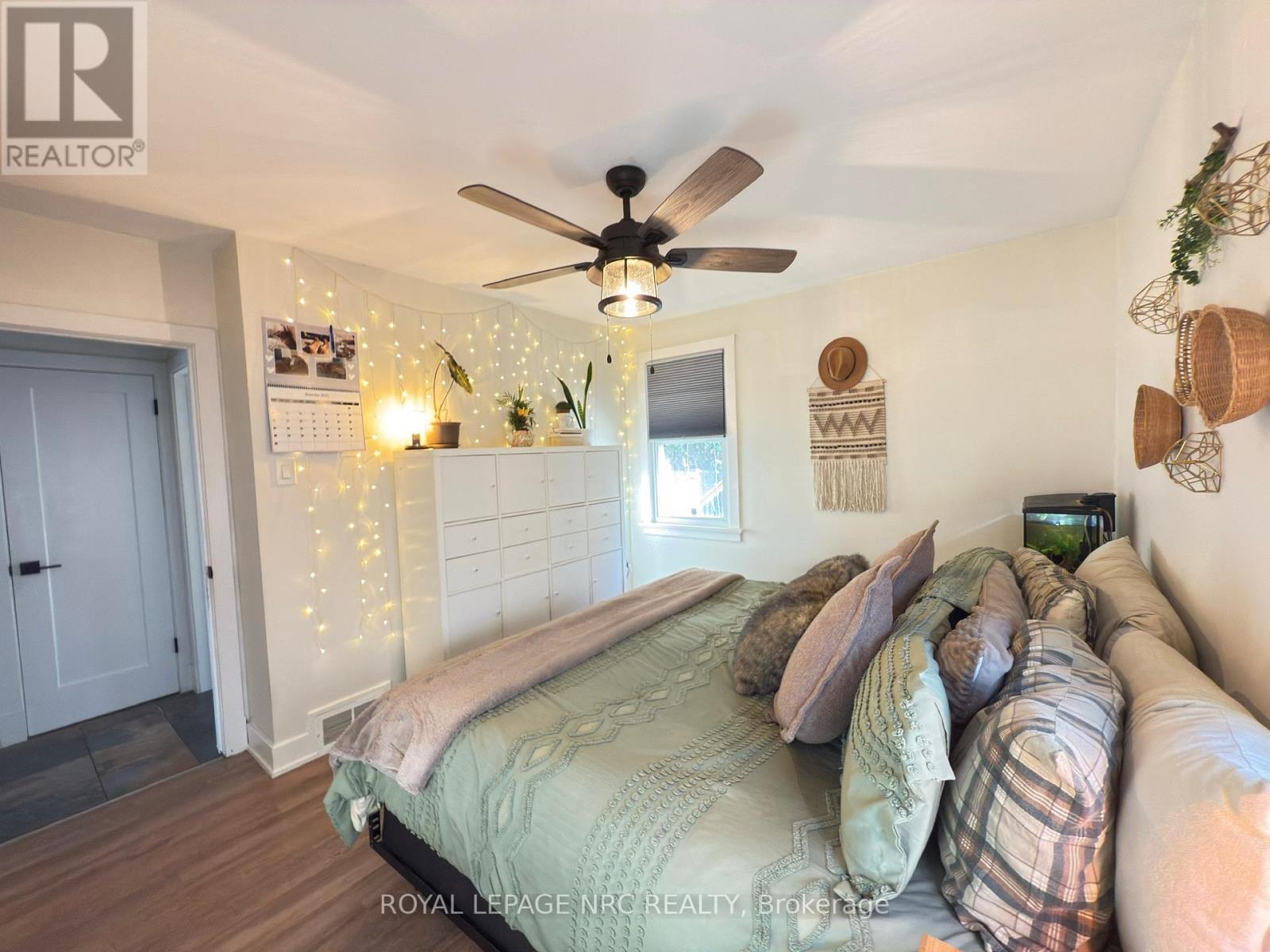 190 Carlton Street, St. Catharines, Ontario  L2R 1S4 - Photo 18 - X12574456