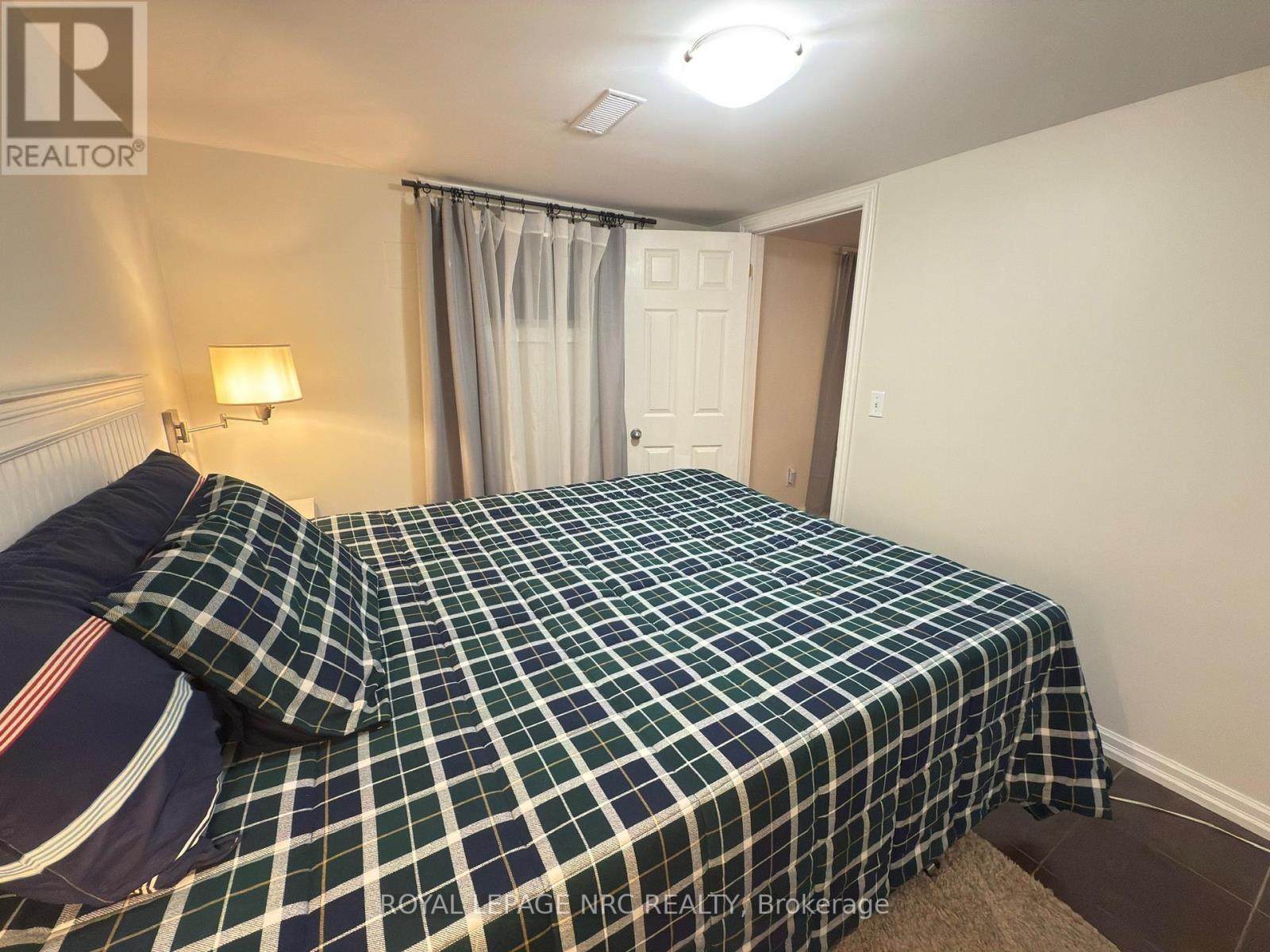 190 Carlton Street, St. Catharines, Ontario  L2R 1S4 - Photo 36 - X12574456