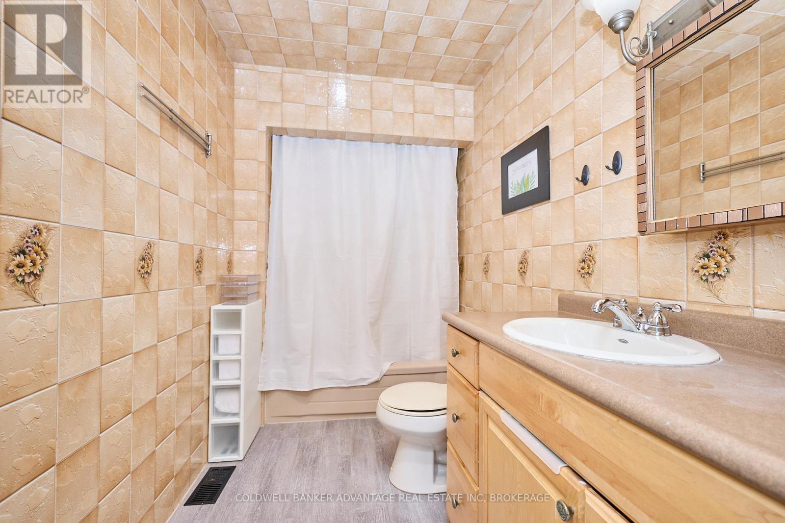 38 Wallace Avenue S, Welland, Ontario  L3B 1R5 - Photo 16 - X12574472