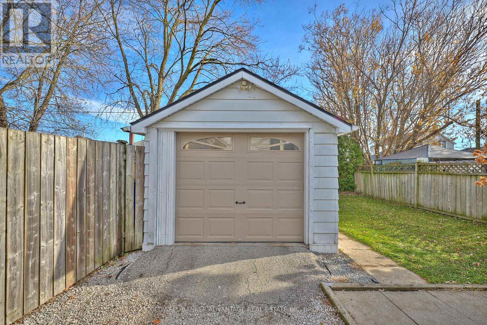 38 Wallace Avenue S, Welland, Ontario  L3B 1R5 - Photo 28 - X12574472