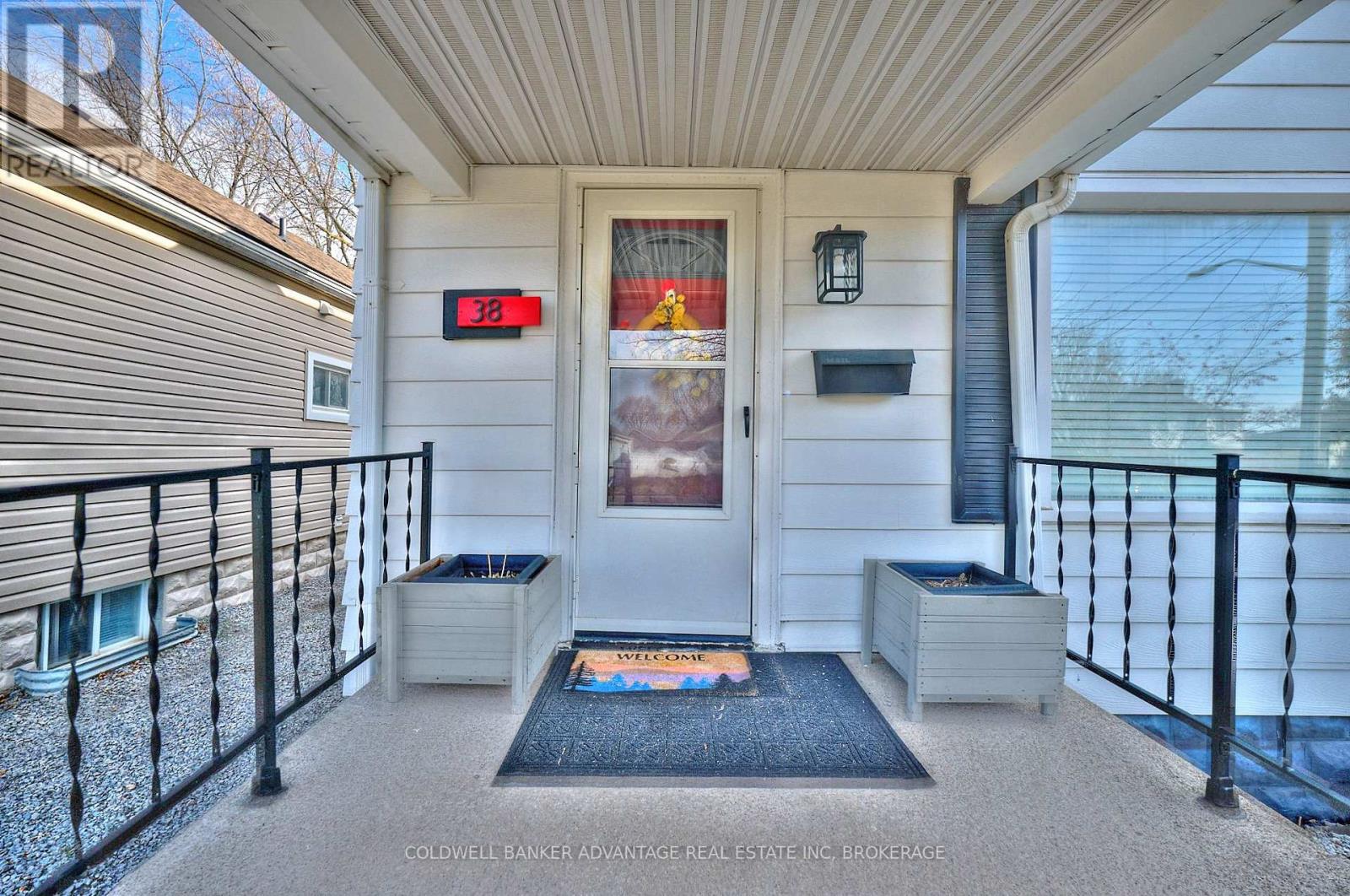 38 Wallace Avenue S, Welland, Ontario  L3B 1R5 - Photo 4 - X12574472