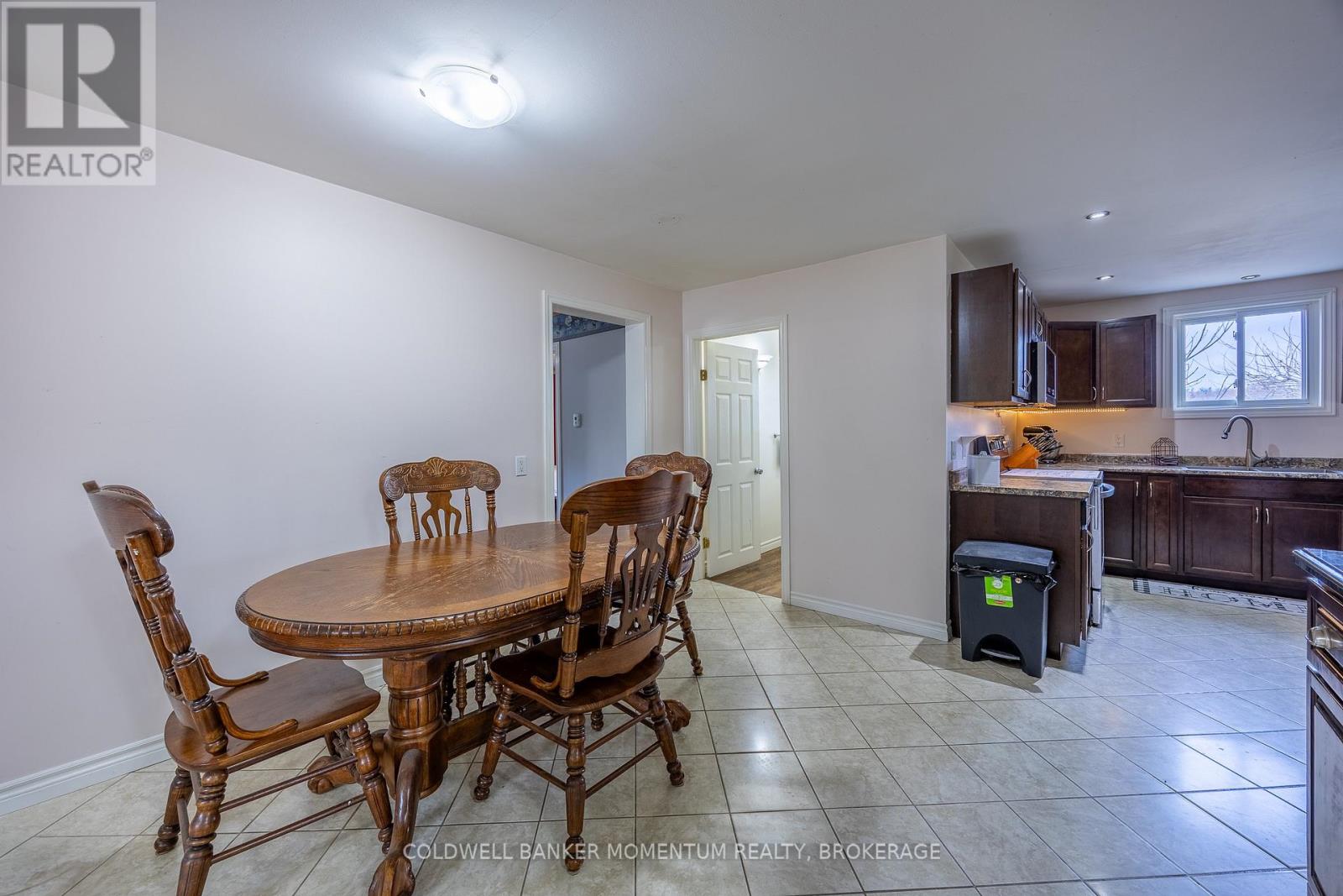 1538 Forestry Farm Road, Norfolk, Ontario  N0E 1G0 - Photo 12 - X12574552