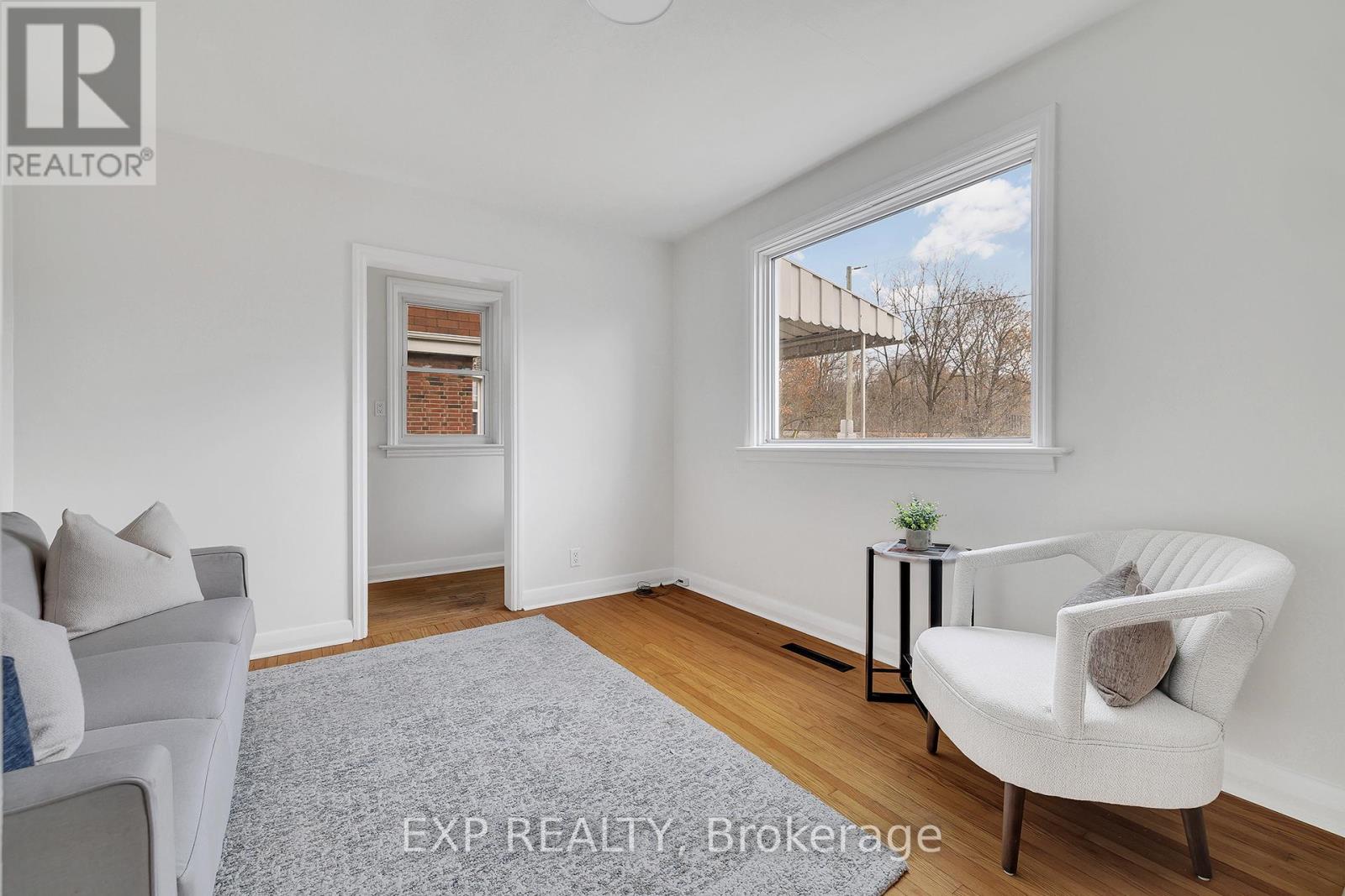 14 Martin Avenue, Cambridge, Ontario  N1R 3A4 - Photo 4 - X12574250