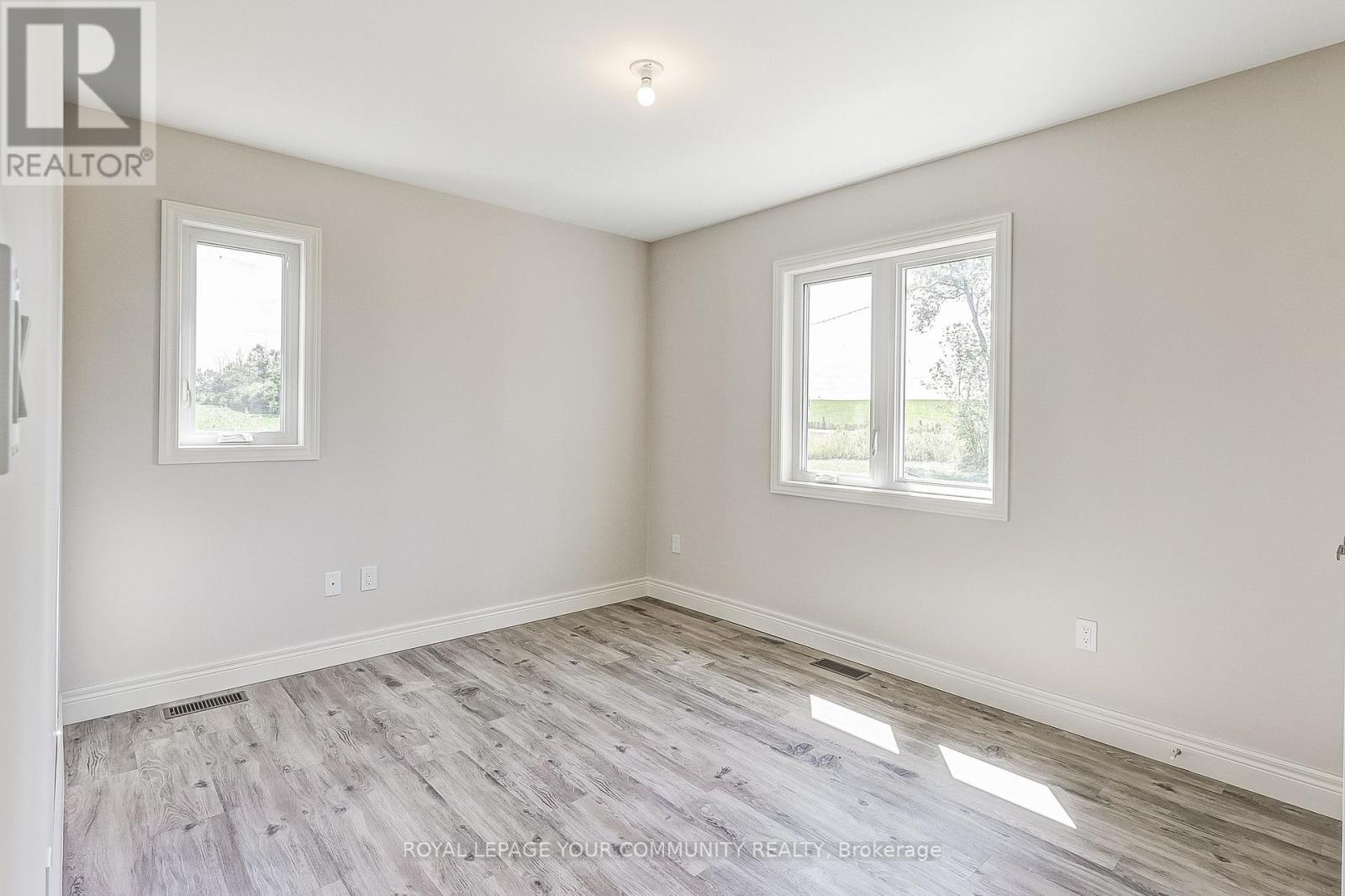 371 Linden Valley Road, Kawartha Lakes, Ontario  K0M 2T0 - Photo 27 - X12574256