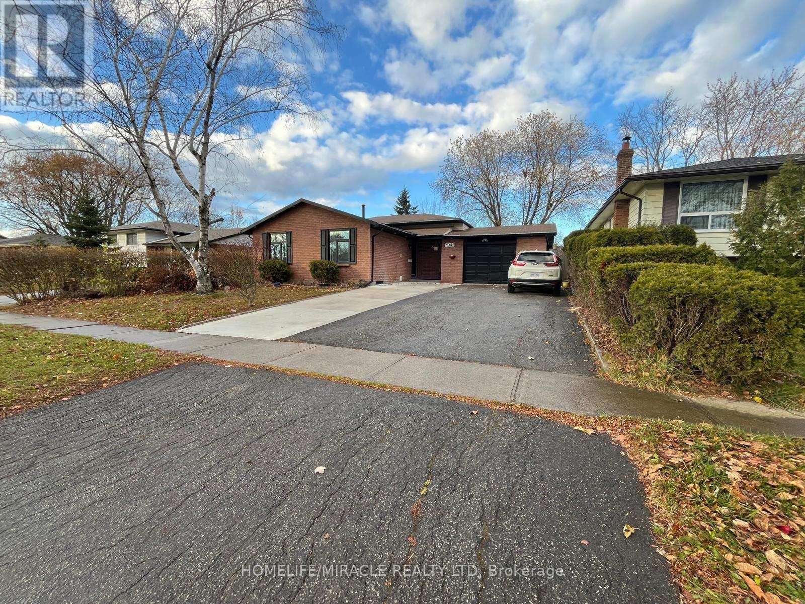 Uppers - Exclude Basement - 7043 Bonnie Street, Niagara Falls, Ontario  L2G 7N1 - Photo 3 - X12574286