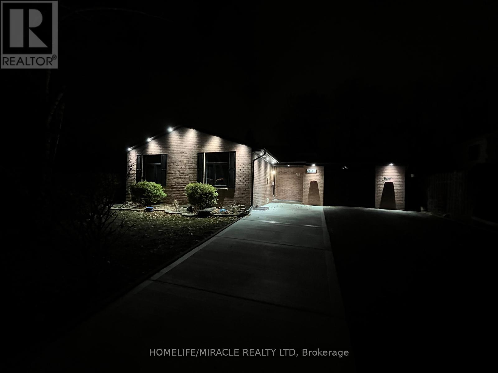 Uppers - Exclude Basement - 7043 Bonnie Street, Niagara Falls, Ontario  L2G 7N1 - Photo 48 - X12574286