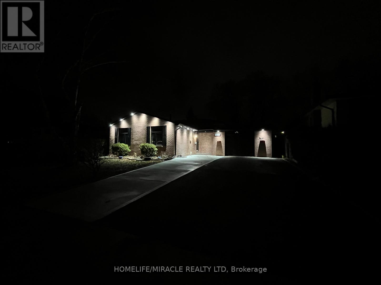 Uppers - Exclude Basement - 7043 Bonnie Street, Niagara Falls, Ontario  L2G 7N1 - Photo 49 - X12574286