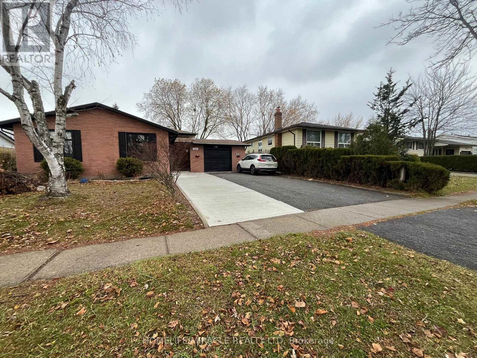 Uppers - Exclude Basement - 7043 Bonnie Street, Niagara Falls, Ontario  L2G 7N1 - Photo 6 - X12574286