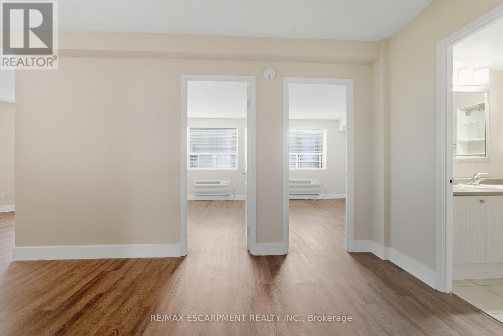 607 - 149 Main Street W, Hamilton, Ontario  L8P 1H9 - Photo 13 - X12574316