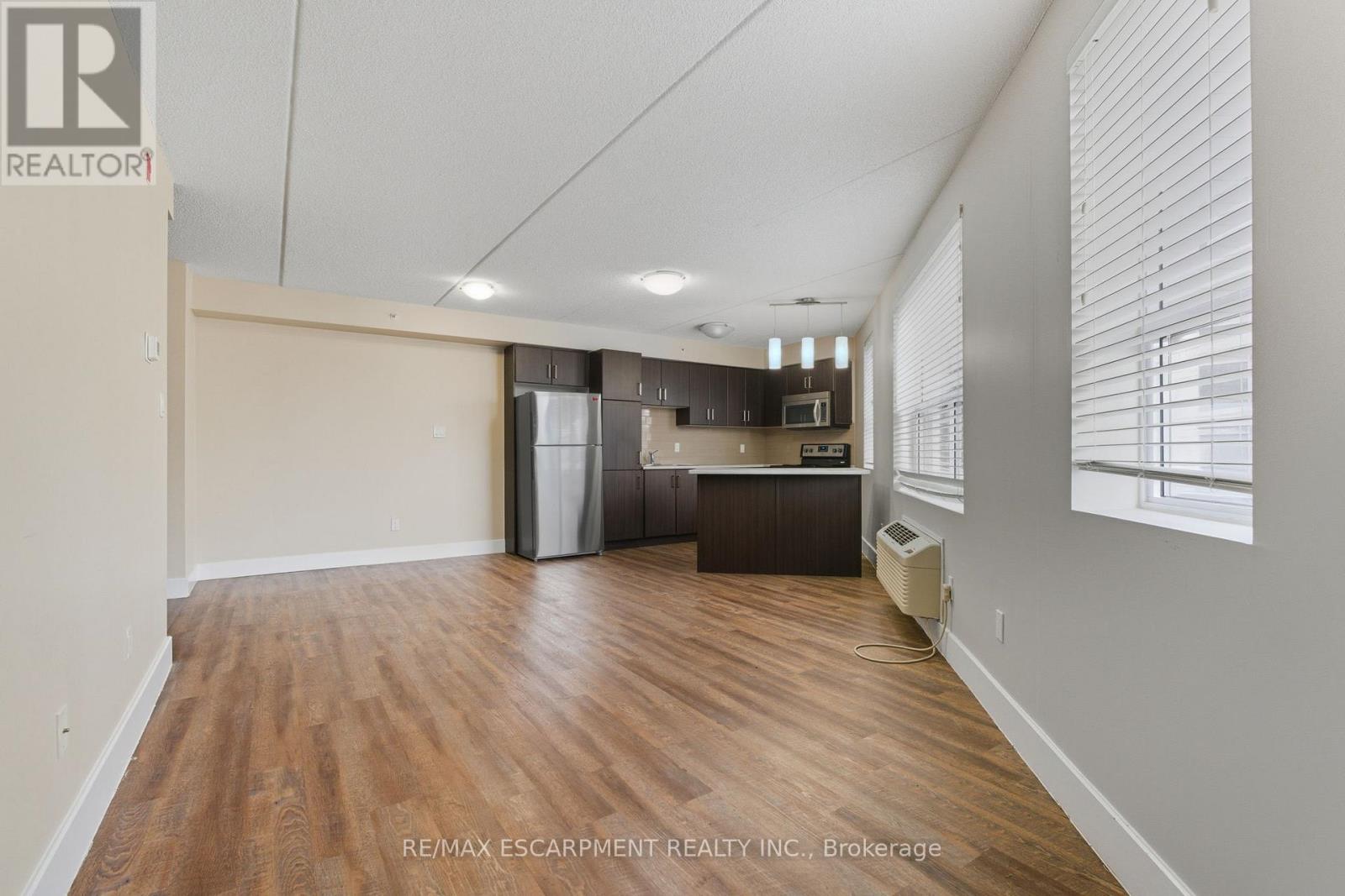 607 - 149 Main Street W, Hamilton, Ontario  L8P 1H9 - Photo 8 - X12574316